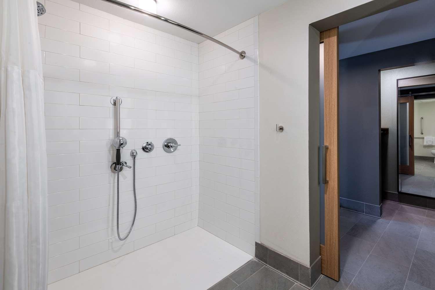 Hilton Garden Inn Лонгмонт Экстерьер фото